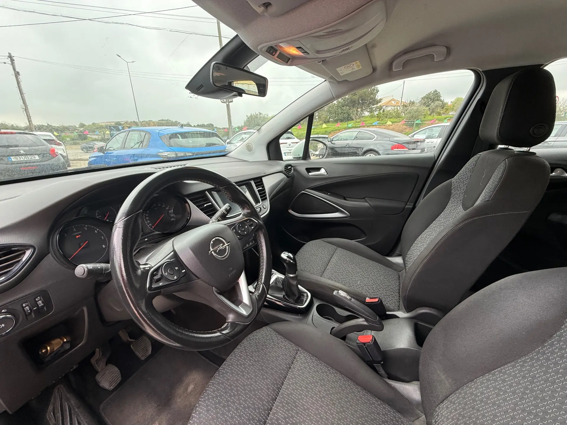 Opel Crossland Outro 7