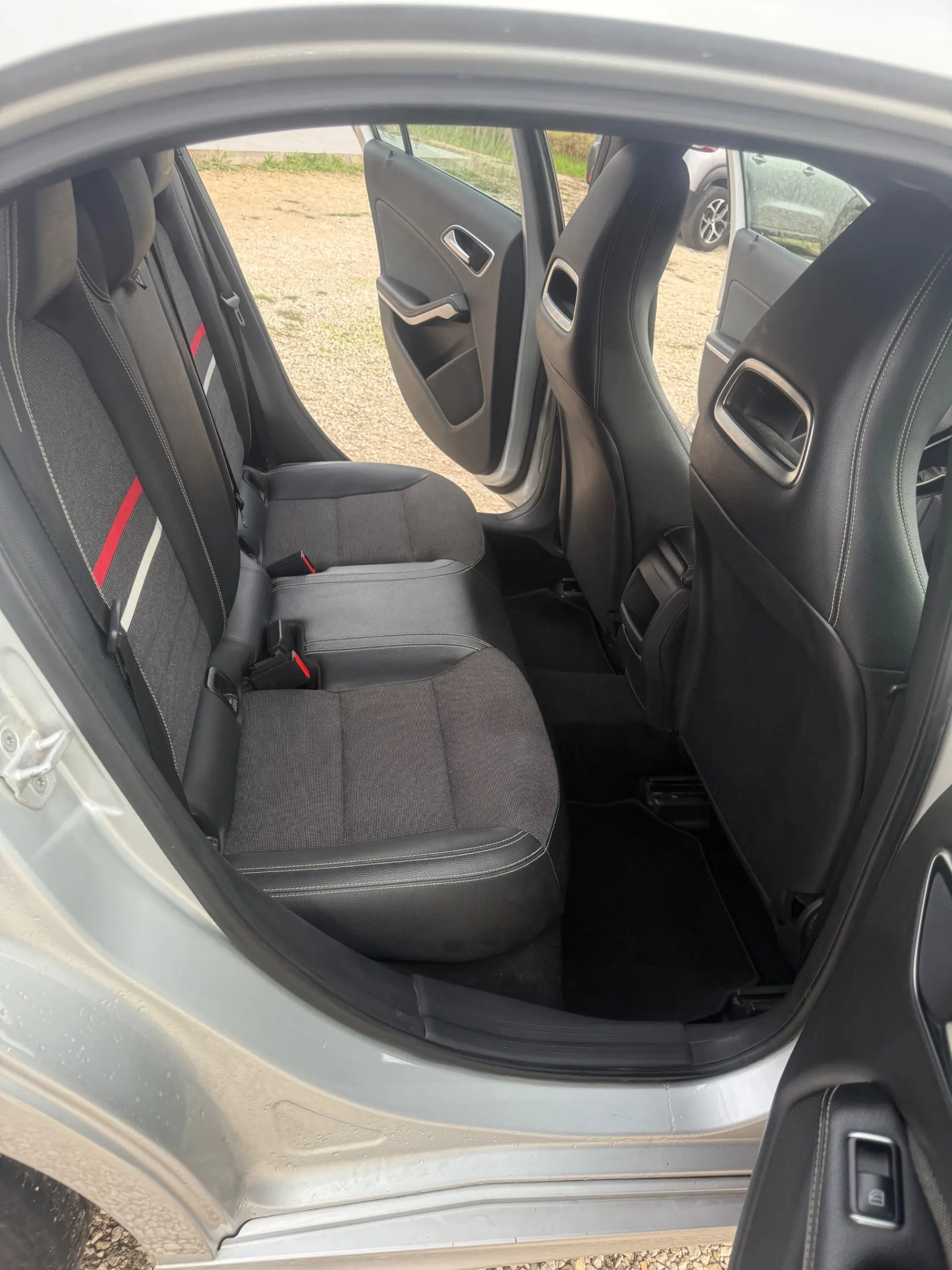 Mercedes-Benz A 180 A 180 DCI 8