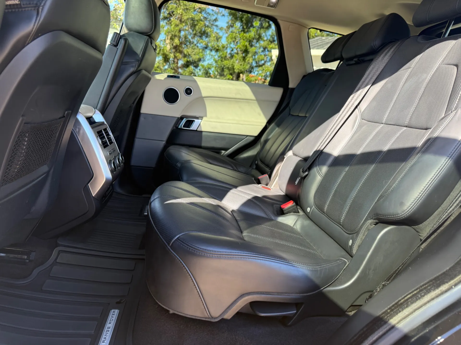 Land Rover Range Rover Sport Jaguar Land Rover Limited 11