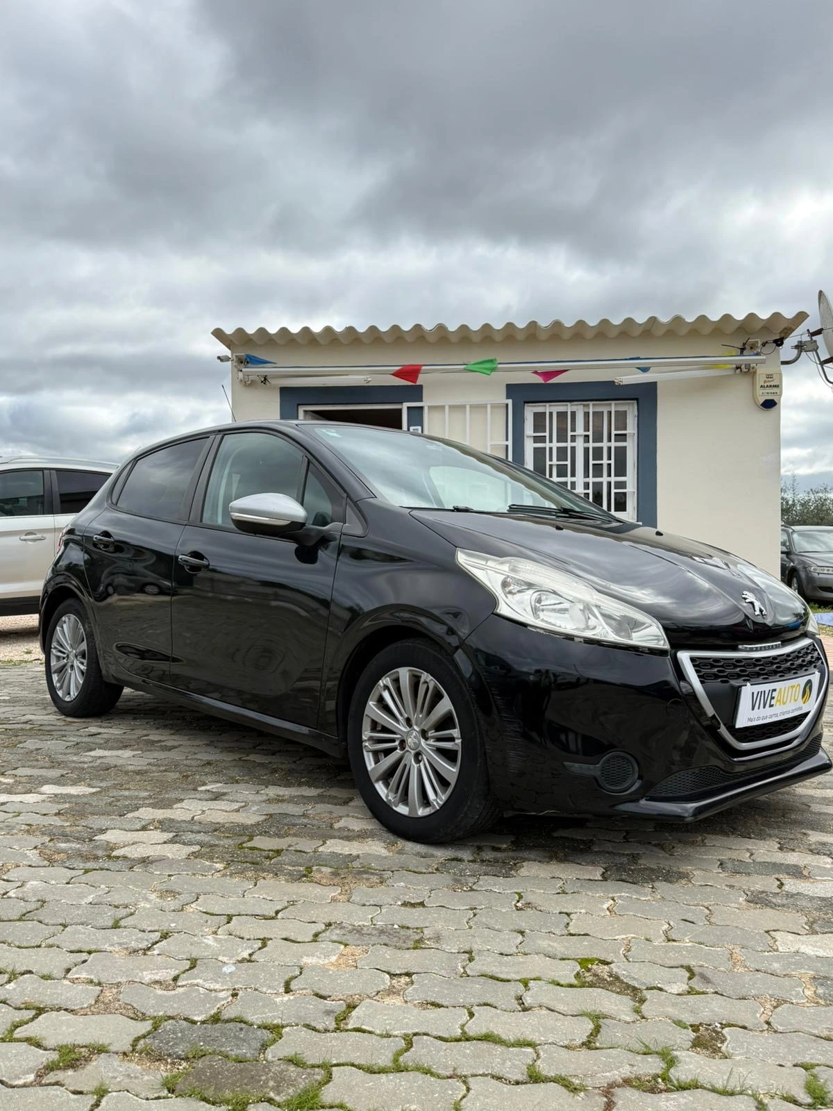 Peugeot 208 Outro 9
