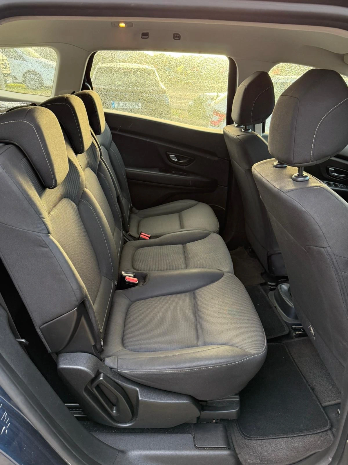 Renault Scénic Outro 8