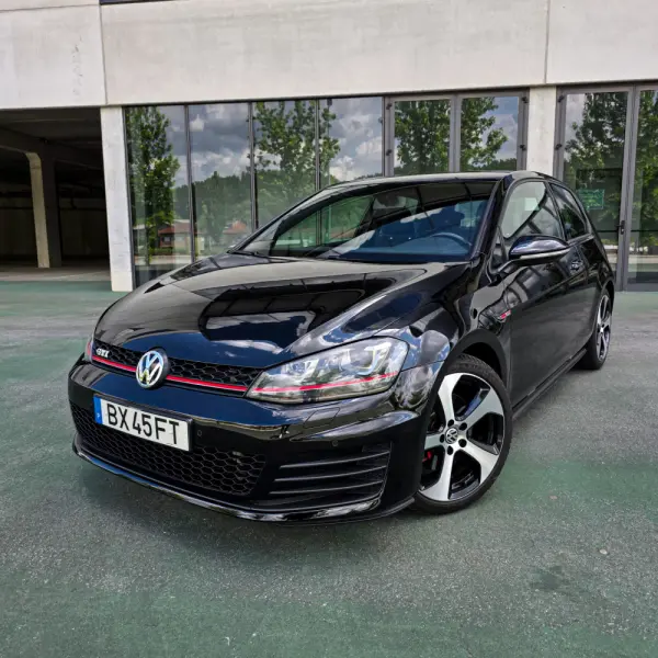 Volkswagen Golf 2.0 TSi GTi 4
