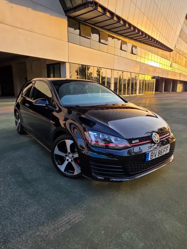 Volkswagen Golf 2.0 TSi GTI 3