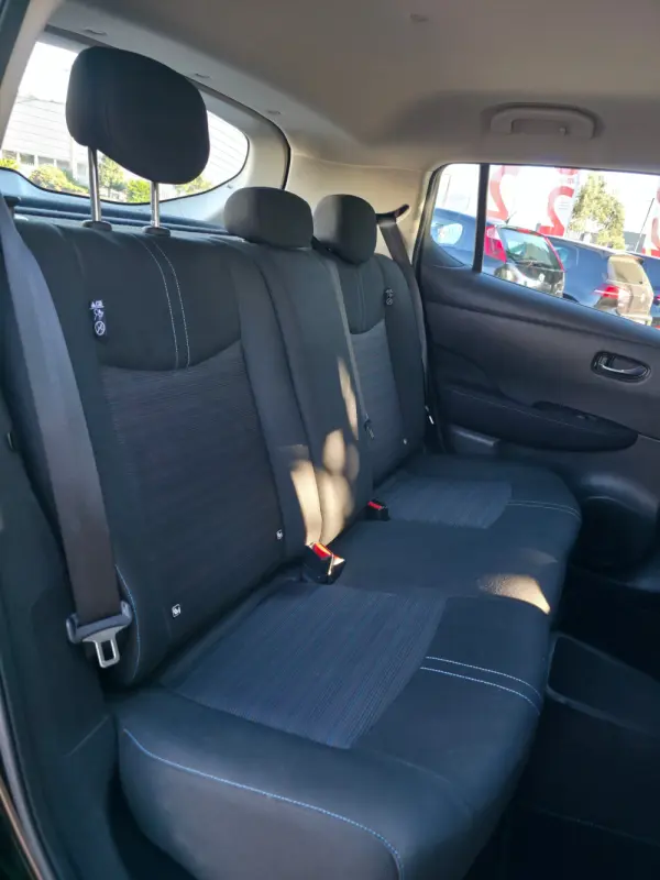 Nissan Leaf Acenta 15