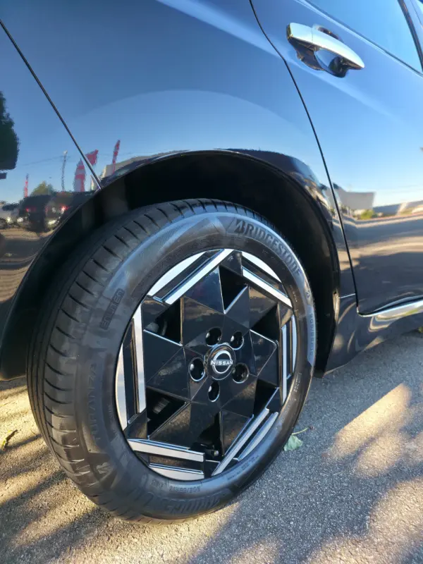 Nissan Leaf Acenta 7