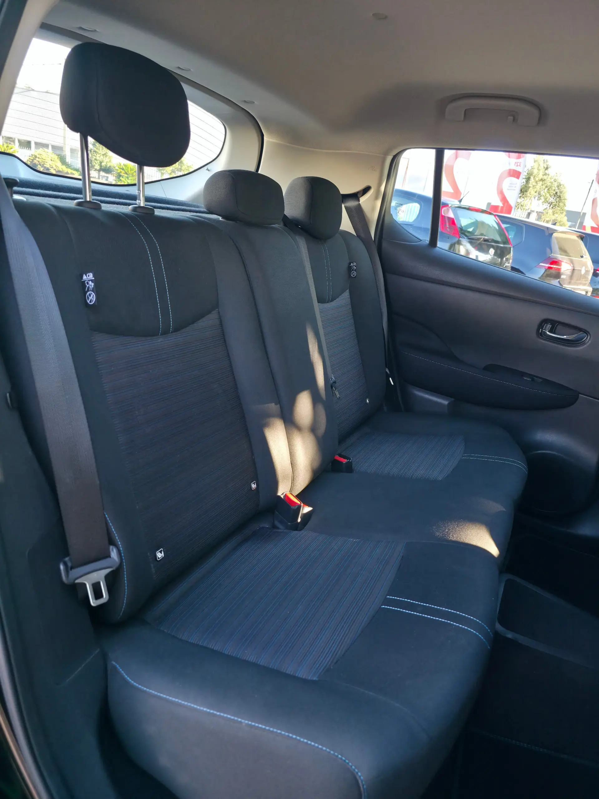 Nissan Leaf Acenta 15