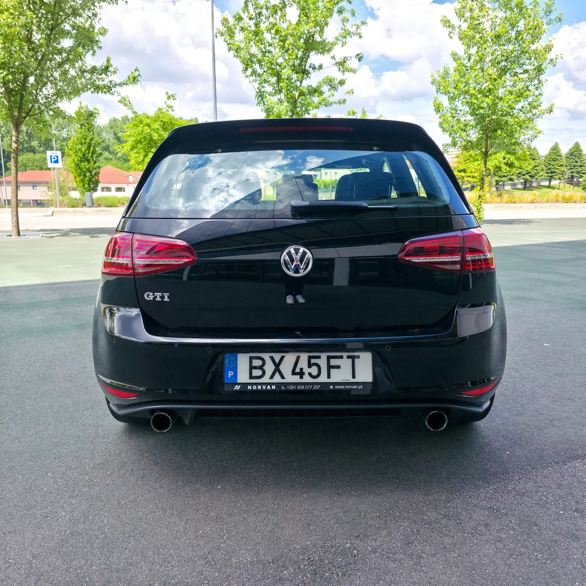 Volkswagen Golf 2.0 TSi GTi 8