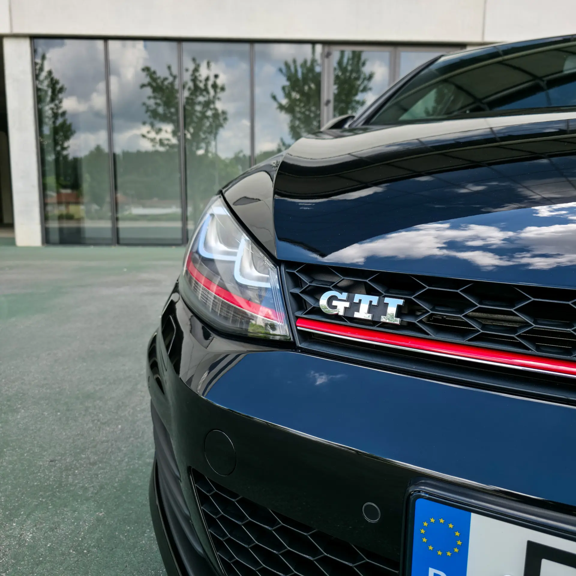 Volkswagen Golf 2.0 TSi GTi 3