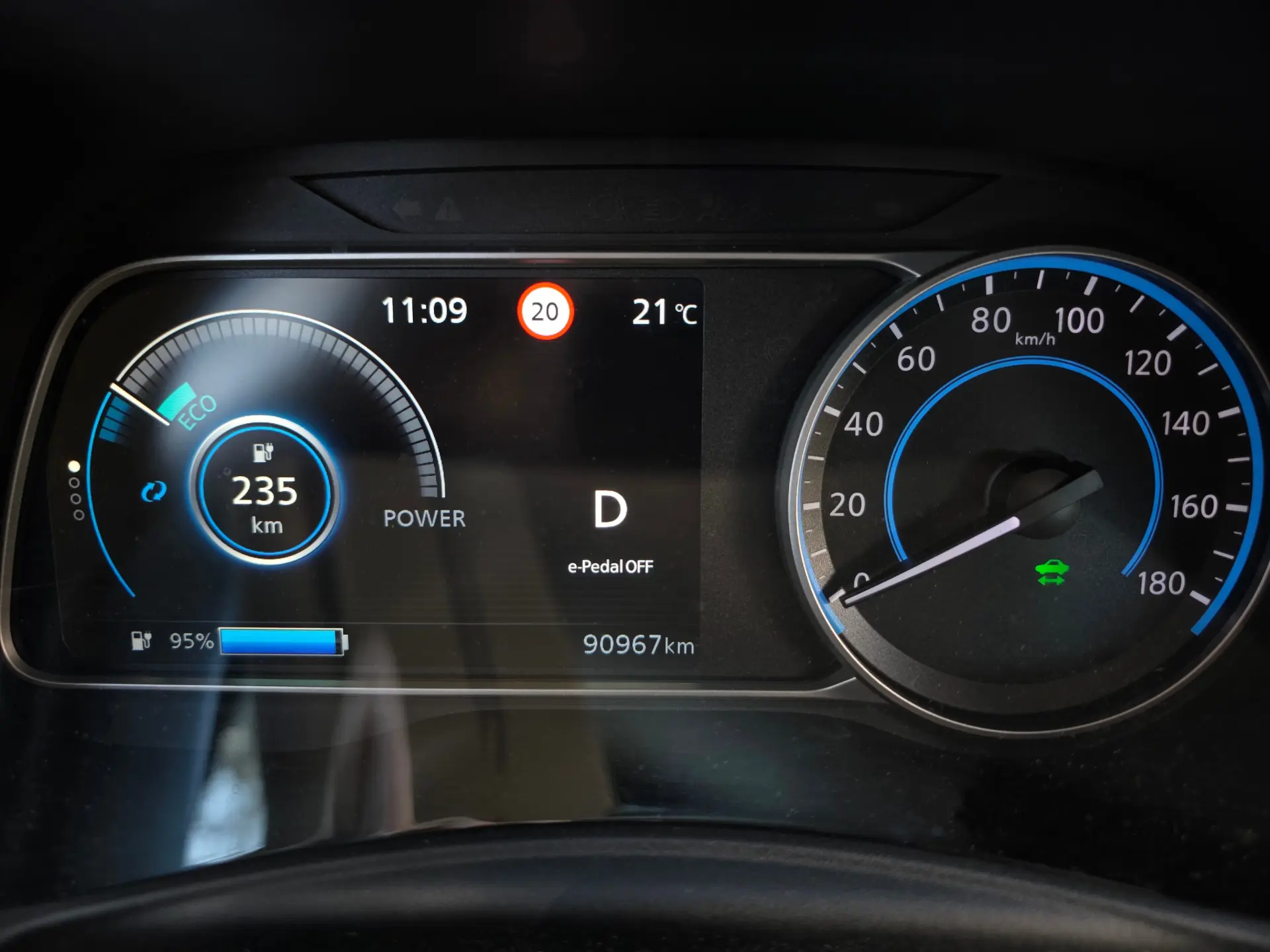 Nissan Leaf Acenta 17