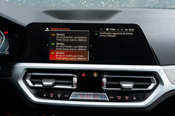 BMW 320 d Pack Desportivo M Auto 17
