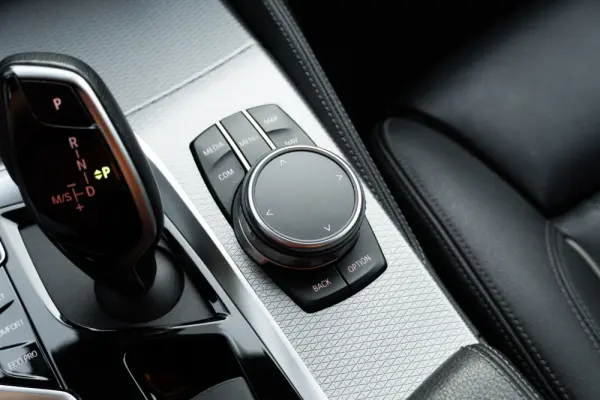 BMW 520 d Pack M Auto 23