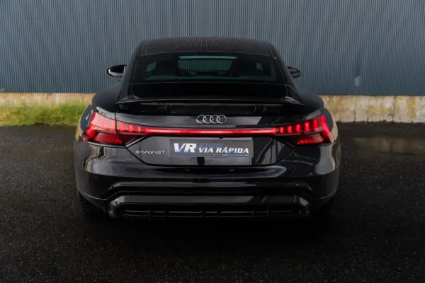 Audi e-tron GT quattro 5