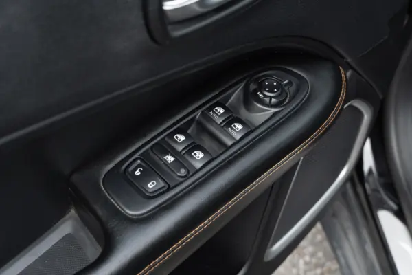 Jeep Compass 42