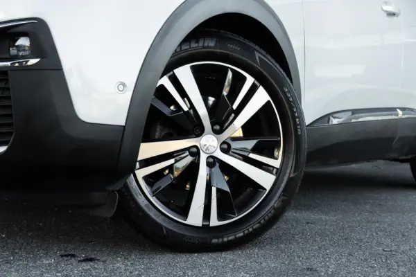 Peugeot 3008 1.2 PureTech GT Line 23