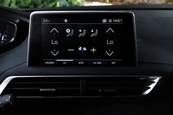 Peugeot 5008 1.5 BlueHDi Allure 14