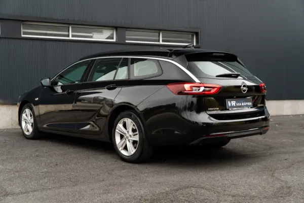 Opel Insignia Sports Tourer 1.6 CDTi Business Edition 6