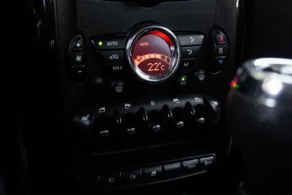 MINI Countryman Cooper D 14