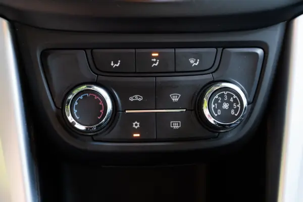 Opel Zafira 1.6 CDTi 120 Anos S/S 19