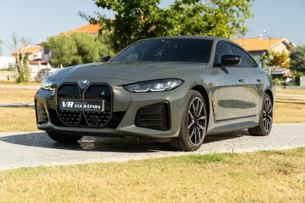 BMW i4 eDrive35 Pack Desportivo M 1