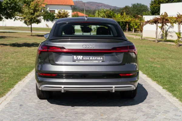 Audi e-tron Sportback 55 quattro S line 5