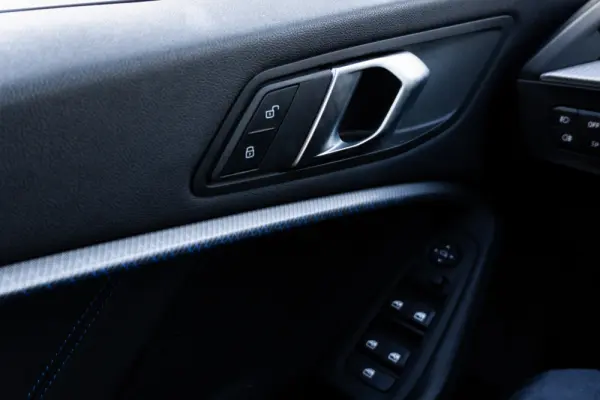 BMW 116 d Pack Desportivo M Auto 38