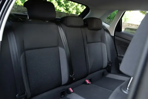 Volkswagen Polo 1.0 TSI Life 29