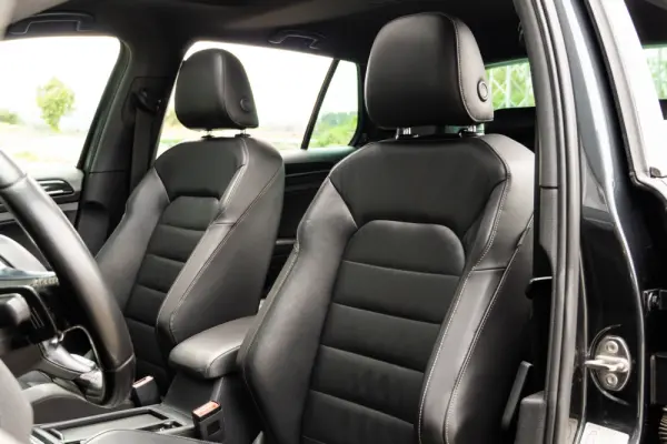 Volkswagen Golf 2.0 TDi GTD DSG 8