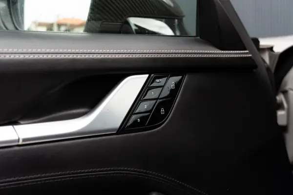 Porsche 911 (992) Carrera 4S PDK 54