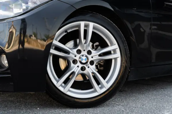 BMW 318 d Auto Line Sport 31