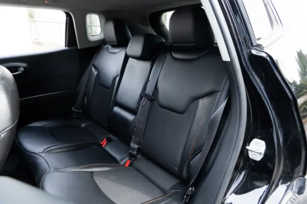 Jeep Compass 24