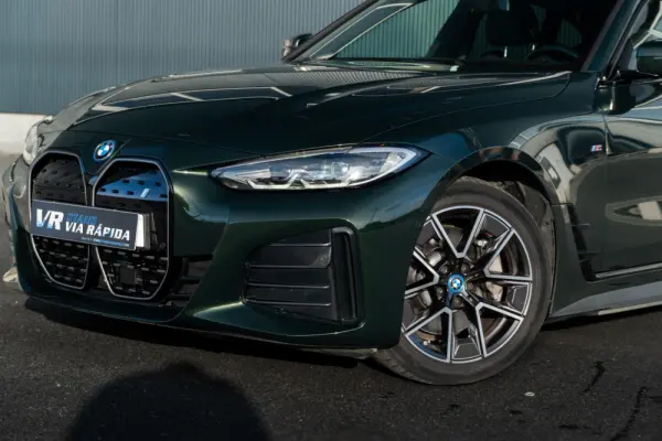 BMW i4 eDrive40 Pack Desportivo M 24