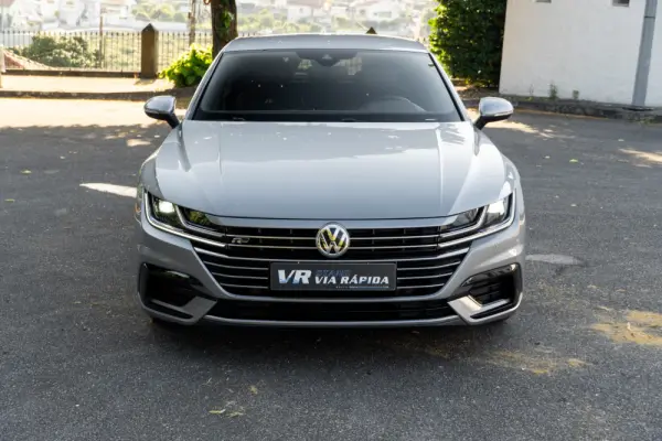 Volkswagen Arteon 2.0 TDI R-Line DSG 2