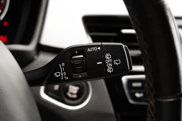 BMW X1 16 d sDrive Advantage 40