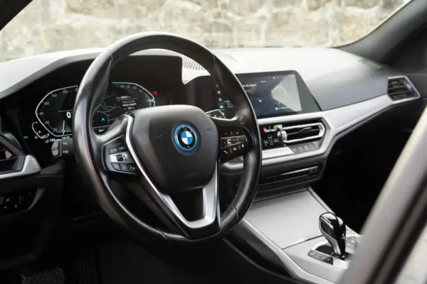 BMW 320 7