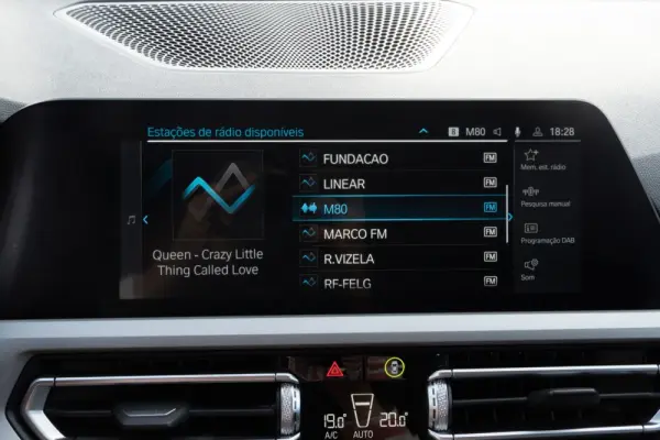 BMW 320 19