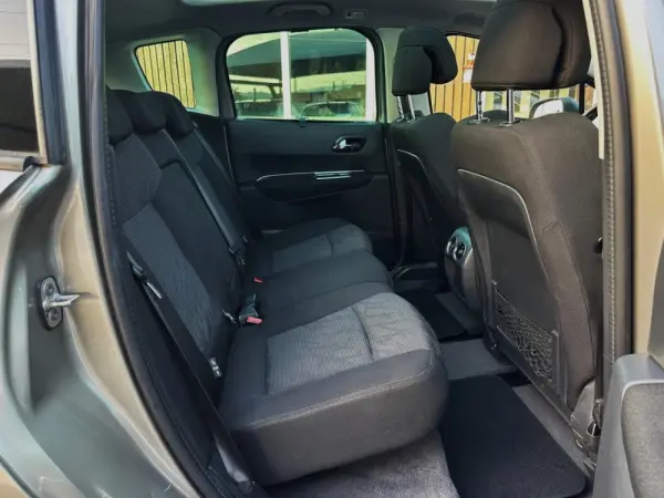 Peugeot 3008 1.6 HDi Sport 26