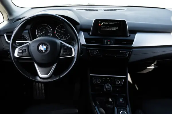 BMW 216 Active Tourer d Line Sport 7