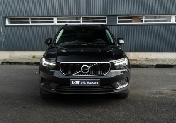 Volvo XC 40 1.5 T3 Tech Edition 2