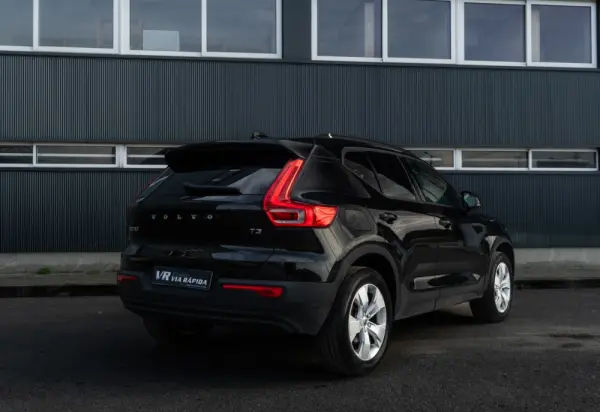 Volvo XC 40 1.5 T3 Tech Edition 4
