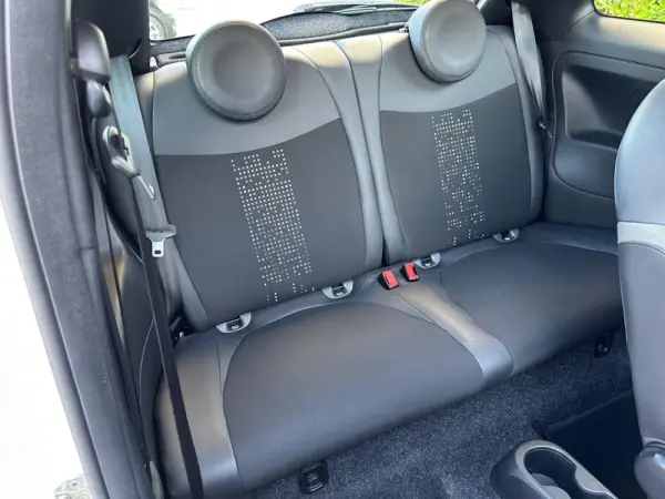 Fiat 500 1.0 Hybrid Connect 12
