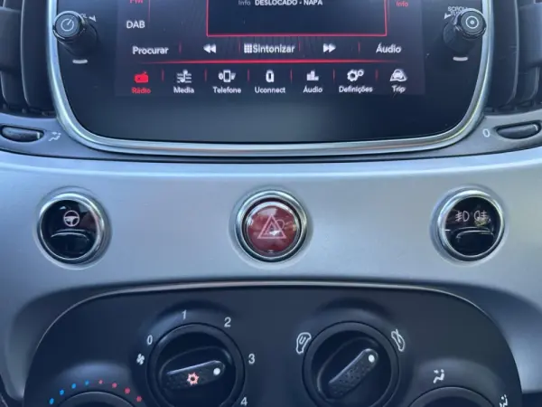 Fiat 500 1.0 Hybrid Connect 19