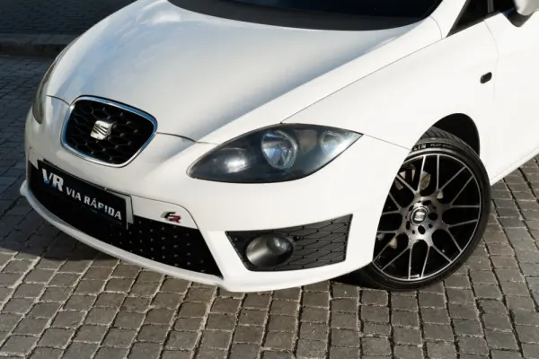 SEAT Leon 2.0 TDI FR DPF 30