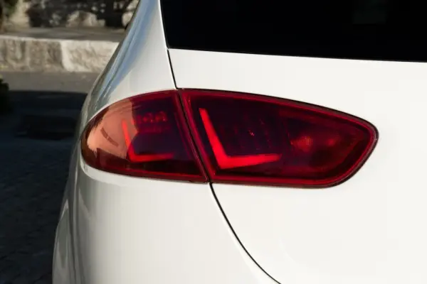 SEAT Leon 2.0 TDI FR DPF 42