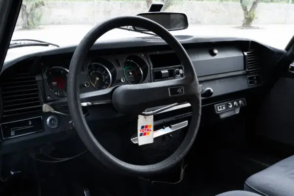 Citroen DS 6