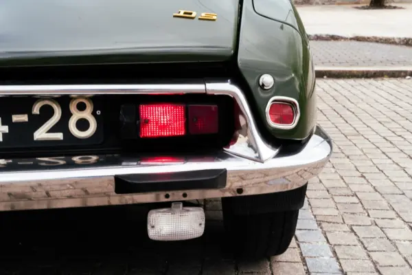 Citroen DS 19