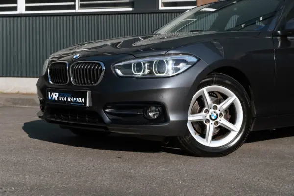 BMW 116 d Line Sport 7