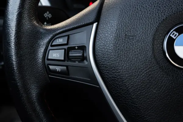 BMW 116 d Line Sport 14
