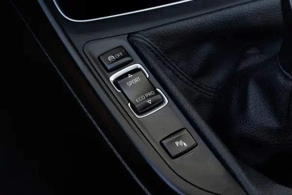 BMW 116 d Line Sport 21