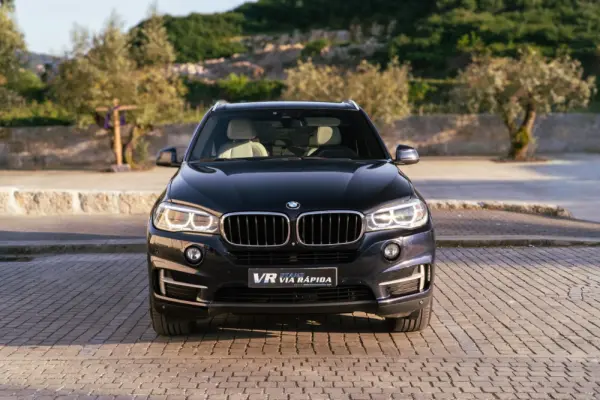 BMW X5 25 d sDrive Comfort 7L 2