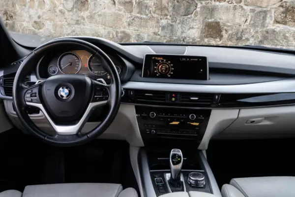 BMW X5 25 d sDrive Comfort 7L 10